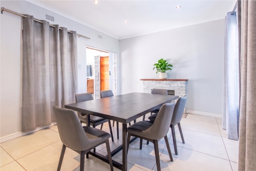 5 Bedroom Property for Sale in Bonny Brook Western Cape